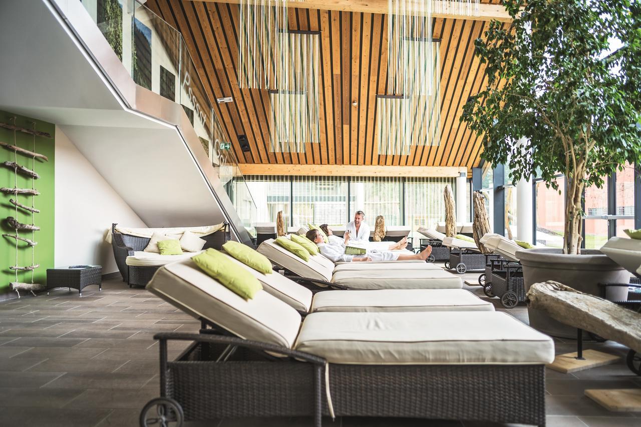 Aldiana Club Salzkammergut Und Grimmingtherme Bad Mitterndorf Buitenkant foto